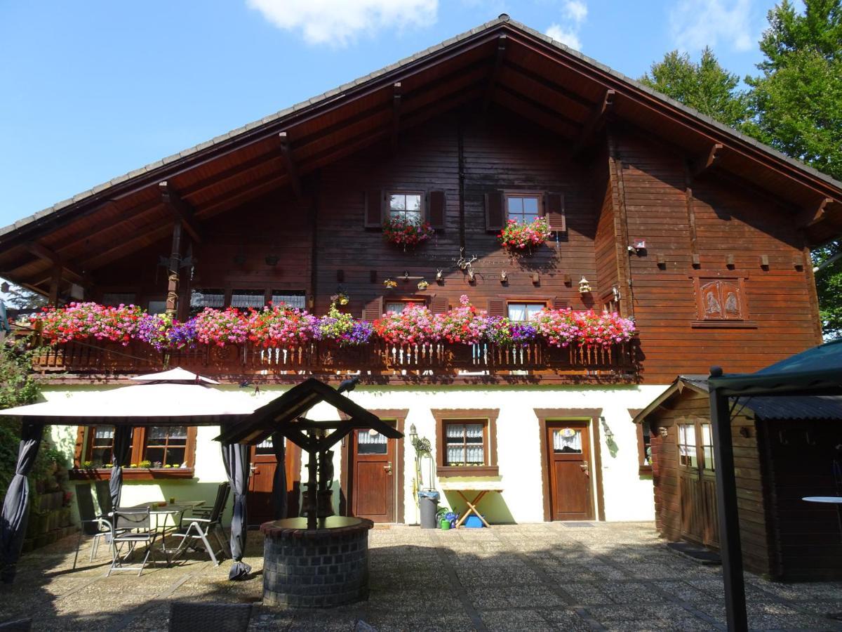 Uschi's Familienparadies Appartement Montjoie